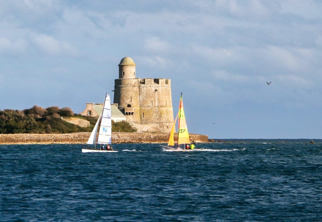 La voile — illustration de l'article «  La voile,un sport libre sous contrainte financière »